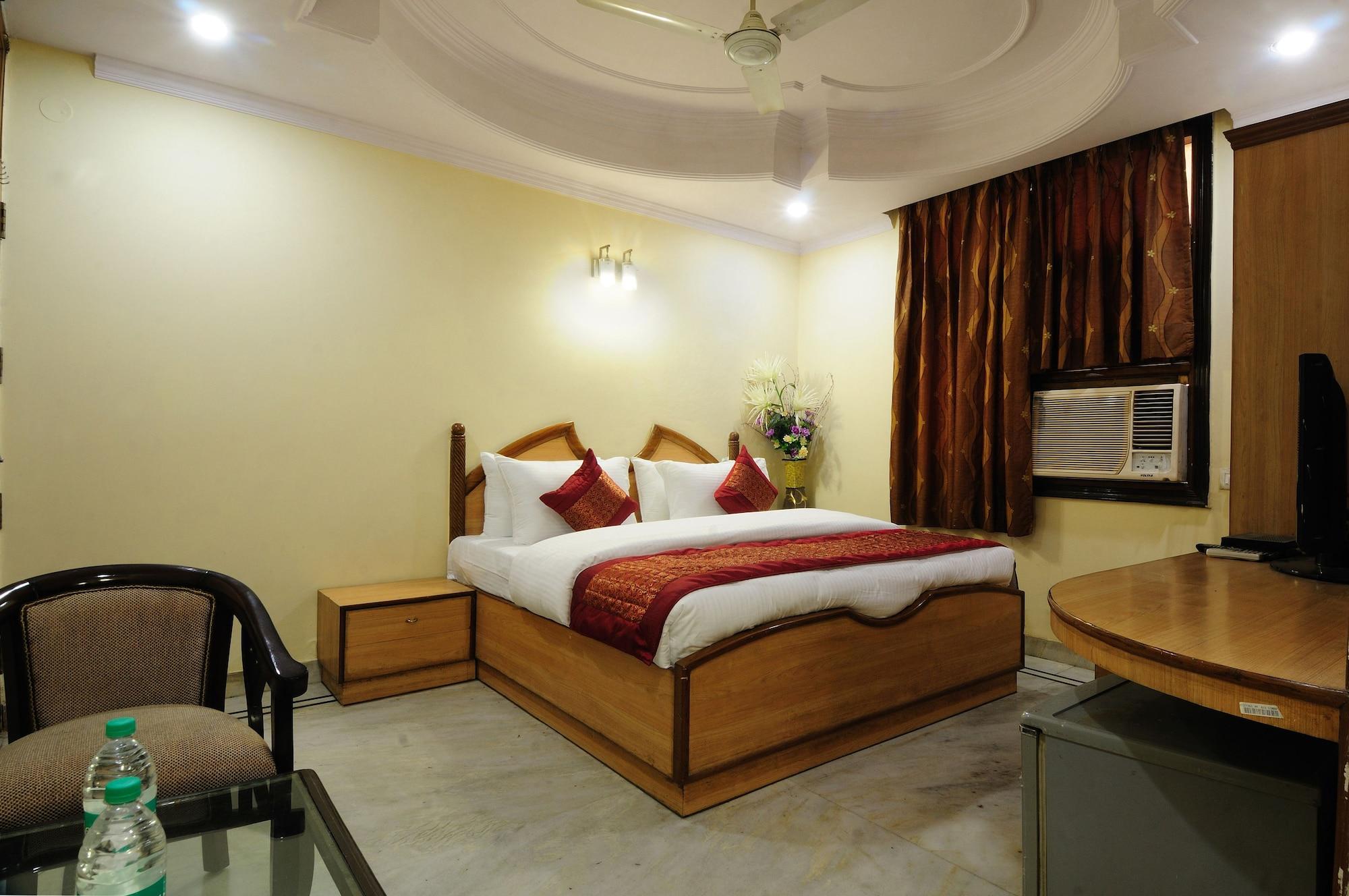 Hotel De Holiday International @ New Delhi Station Exterior photo