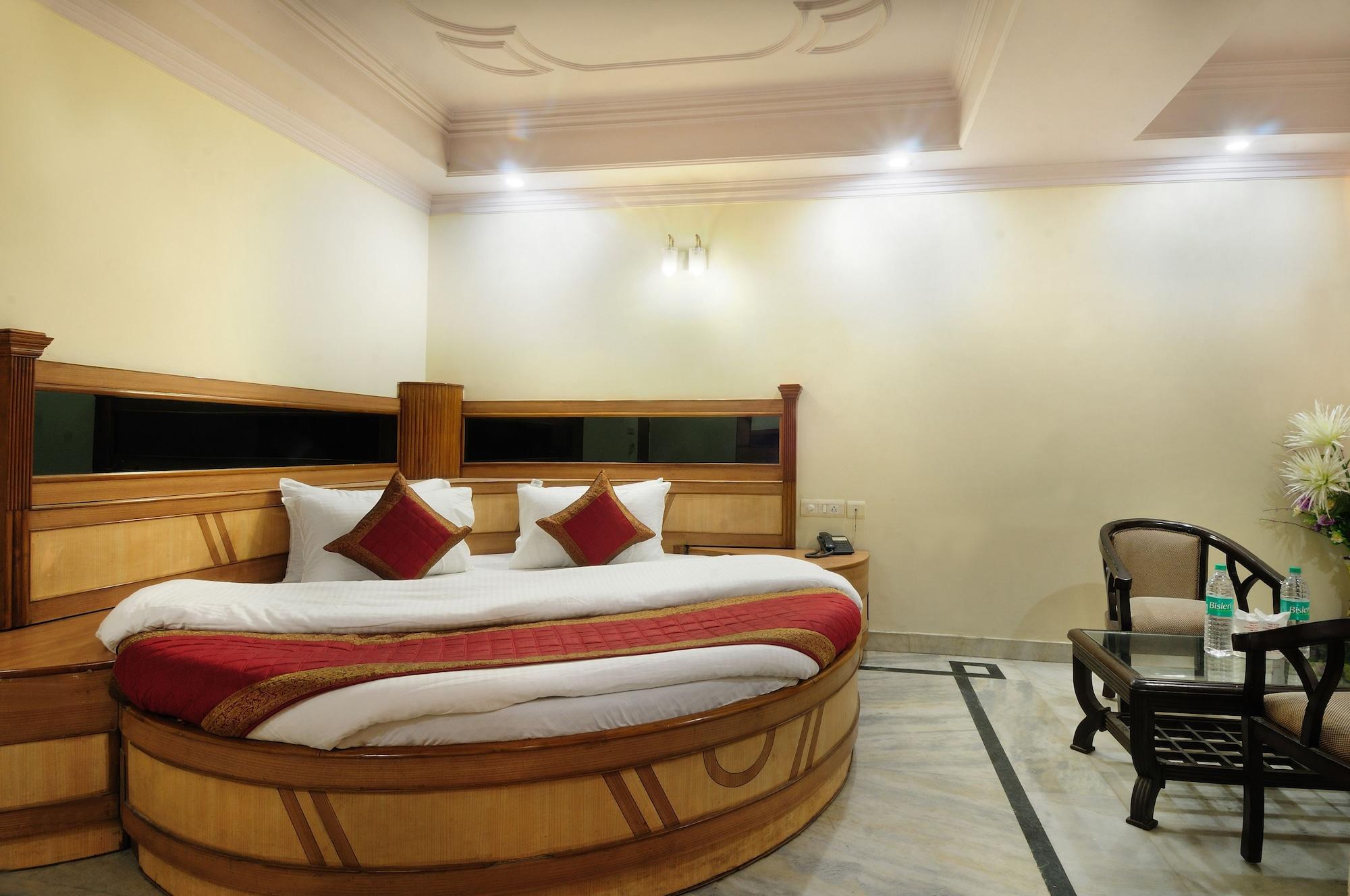 Hotel De Holiday International @ New Delhi Station Exterior photo